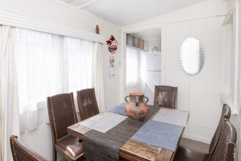 Photo of property in 76 Stanley Road, Te Hapara, Gisborne, 4010