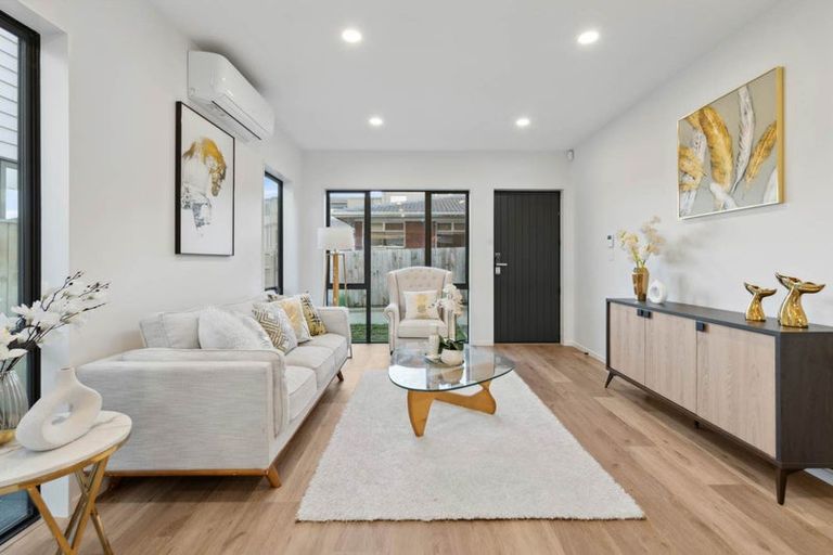 Photo of property in 7 Wilbur Place, Pakuranga Heights, Auckland, 2010