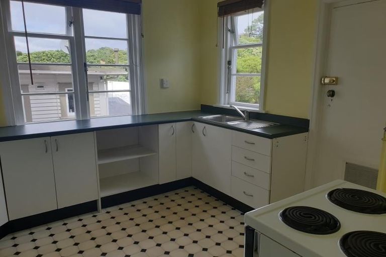 Photo of property in 7 Lewisville Terrace, Thorndon, Wellington, 6011