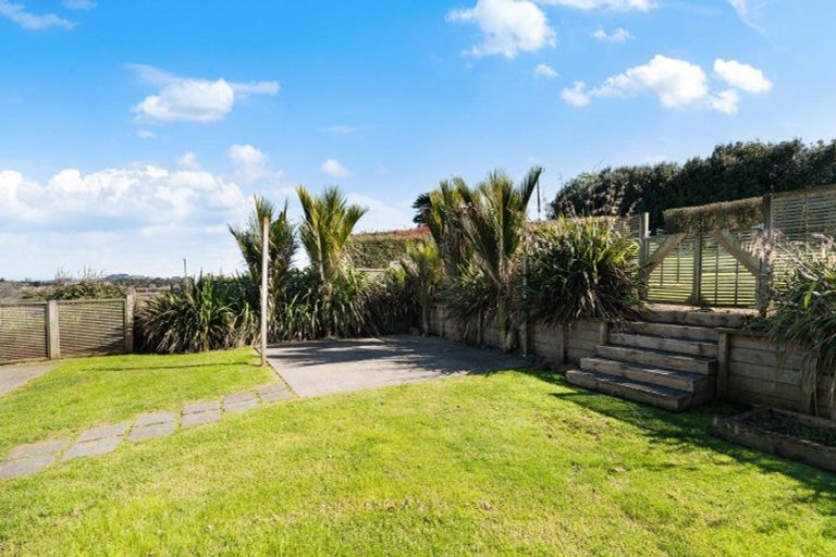 Photo of property in 72 Ruebe Road, Buckland, Pukekohe, 2677