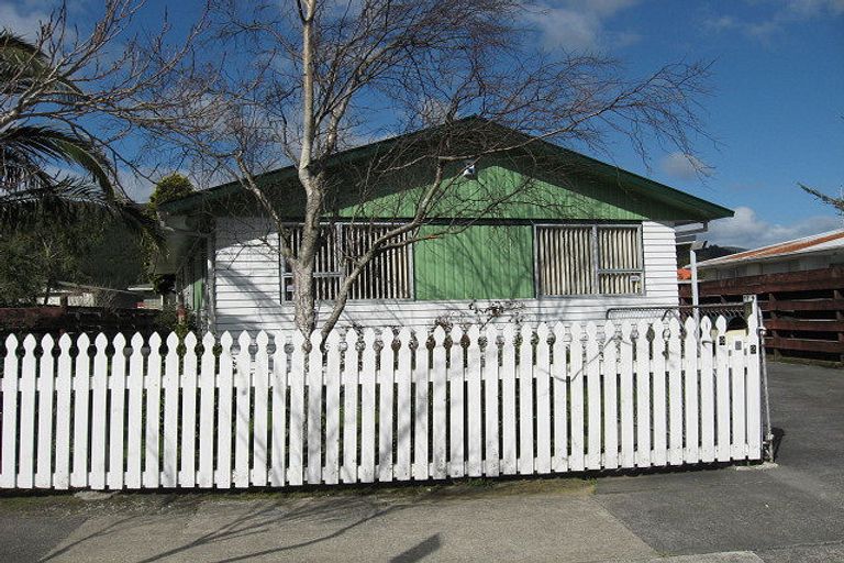 Photo of property in 272 Wellington Road, Wainuiomata, Lower Hutt, 5014
