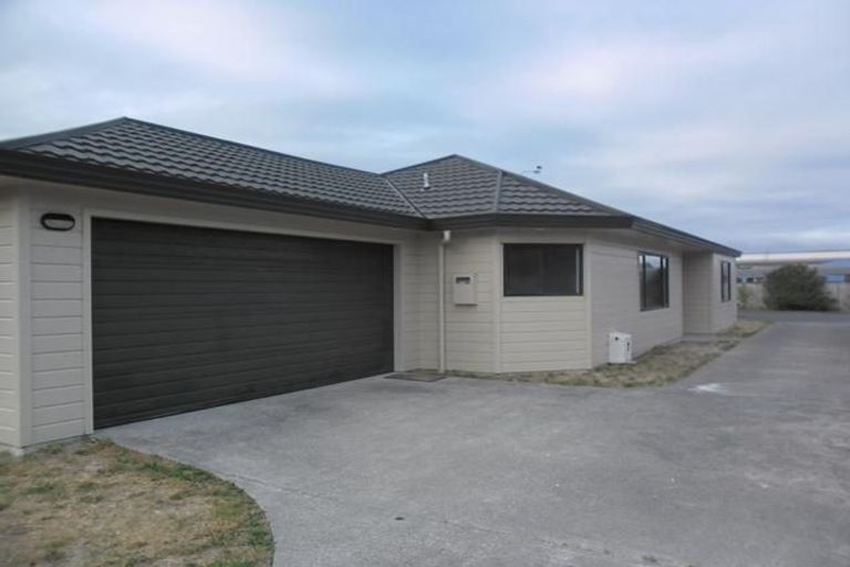 Photo of property in 19 Mandel Mews, Waiwhetu, Lower Hutt, 5010