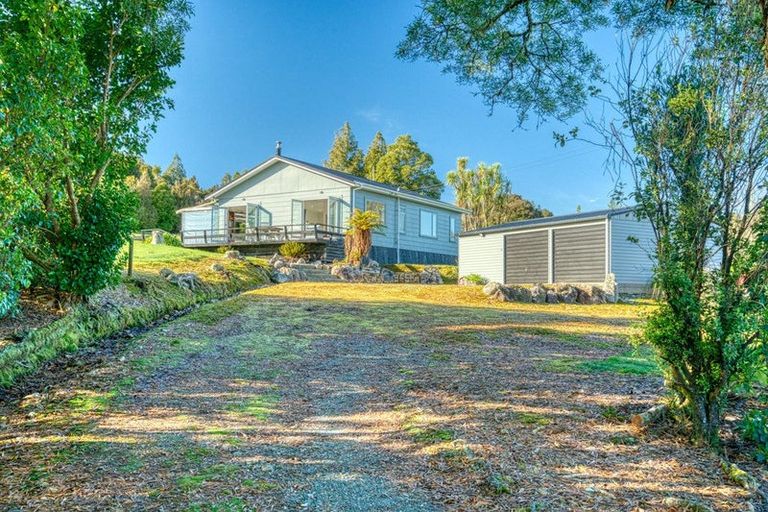 Photo of property in 201 Lake Brunner Road, Moana, 7875