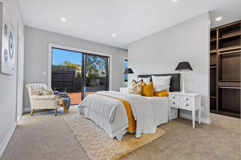 Photo of property in 41 Surf View Crescent, Red Beach, 0932