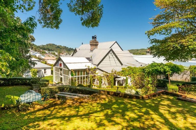 Photo of property in 117 Mein Street, Newtown, Wellington, 6021