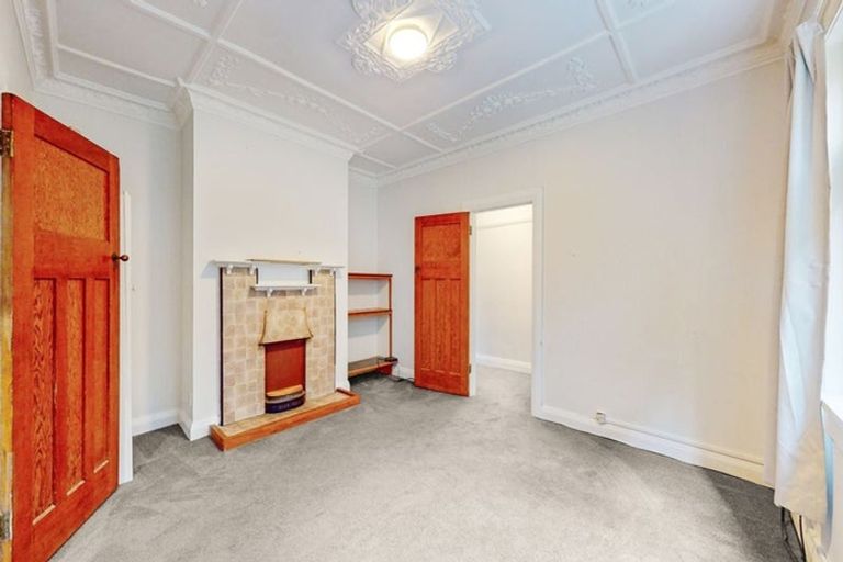 Photo of property in 132-136 Washington Avenue, Brooklyn, Wellington, 6021