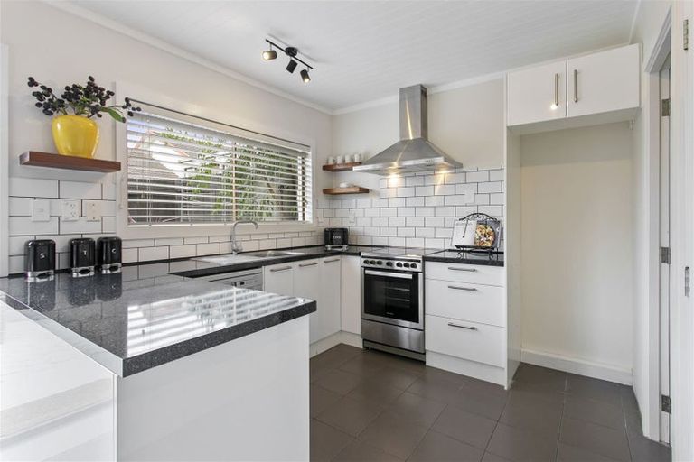 Photo of property in 4/8 Wood Street, Papakura, 2110