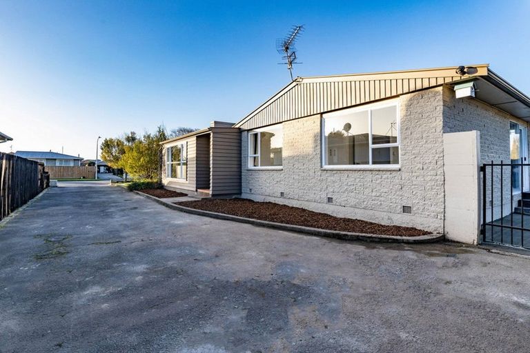 Photo of property in 7 Cottonwood Street, Parklands, Christchurch, 8083