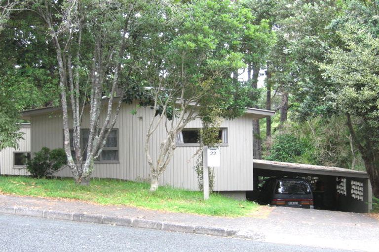 Photo of property in 22 Rosecamp Road, Beach Haven, Auckland, 0626