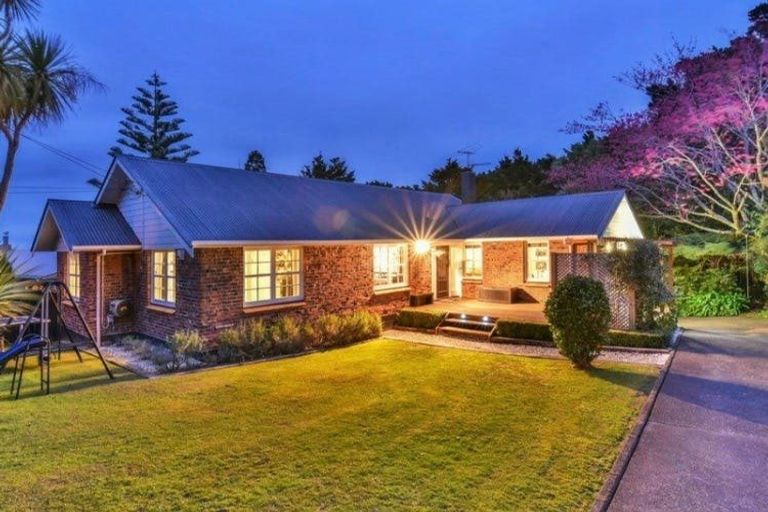 Photo of property in 6 Brough Road, Manurewa East, Auckland, 2102