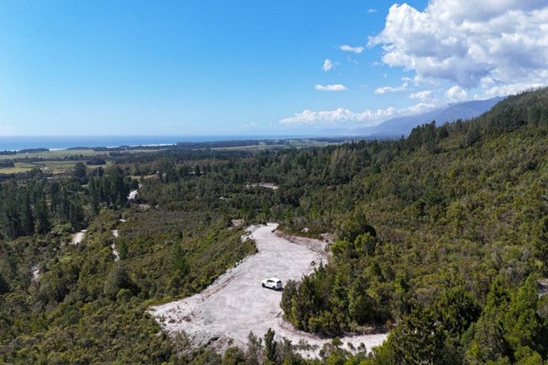 Photo of property in 195 Powerhouse Road, Fairdown, Westport, 7891