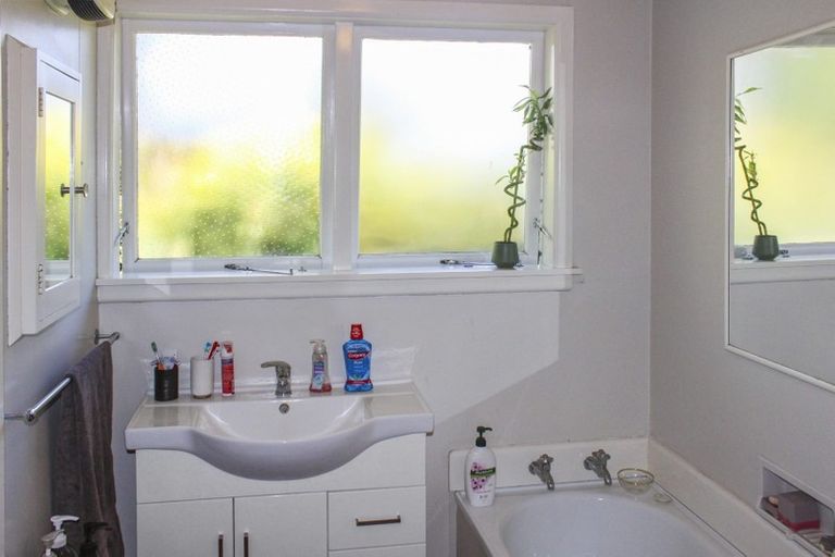 Photo of property in 57 Deepdale Street, Burnside, Christchurch, 8053