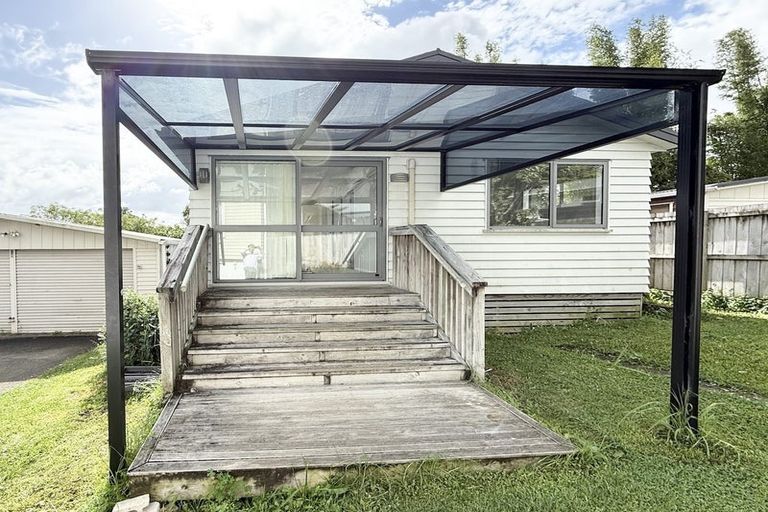 Photo of property in 16 Normandy Place, Henderson, Auckland, 0610