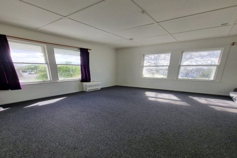 Photo of property in 11 Carlton Avenue, Gonville, Wanganui, 4501