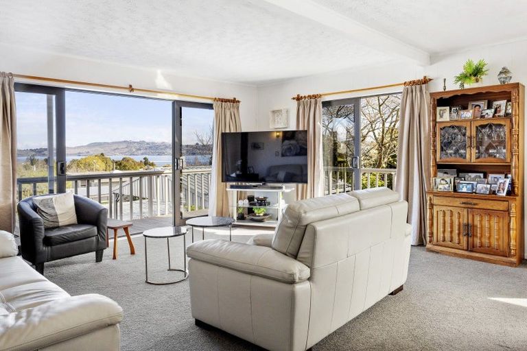 Photo of property in 2/25 Golders Place, Richmond Heights, Taupo, 3330
