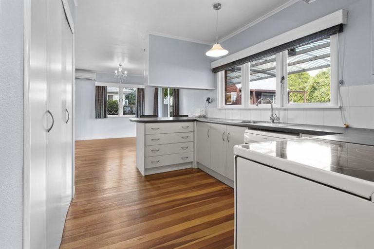 Photo of property in 2 Edinburgh Road, Hillcrest, Hamilton, 3216