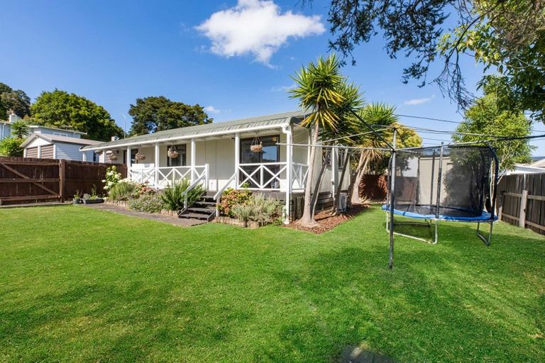 Photo of property in 64a East Street, Pukekohe, 2120