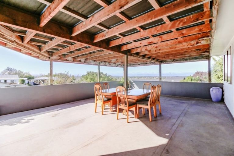 Photo of property in 28 Heatherlea Heights, Feilding, 4702