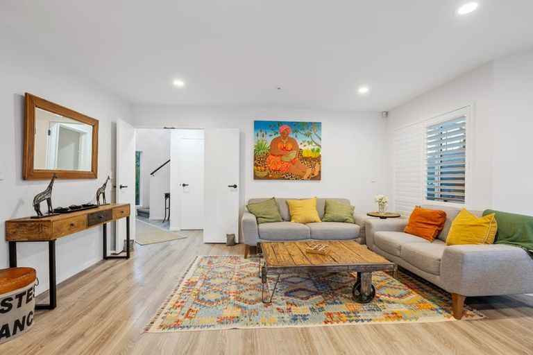 Photo of property in 1/11 Campbell Road, Takapuna, Auckland, 0622