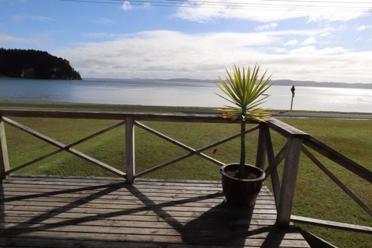 Photo of property in 4 Bay View Road, Pouto, Te Kopuru, 0391