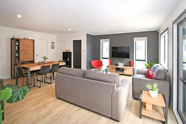 Photo of property in 9 Ribbonwood Close, Te Kauwhata, 3710