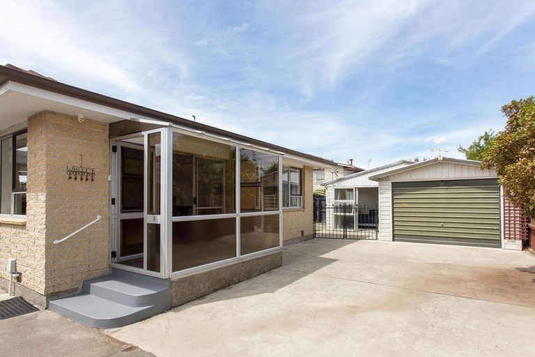 Photo of property in 3/155 Bowhill Road, New Brighton, Christchurch, 8083