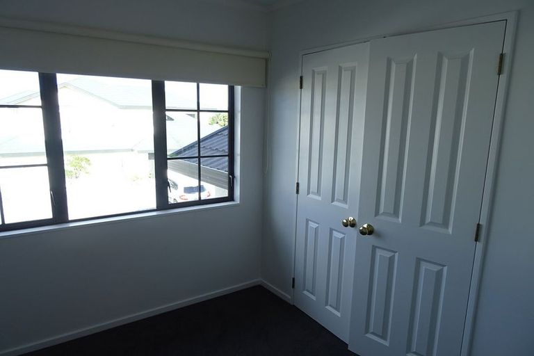 Photo of property in 1 Norwood Place, Johnsonville, Wellington, 6037