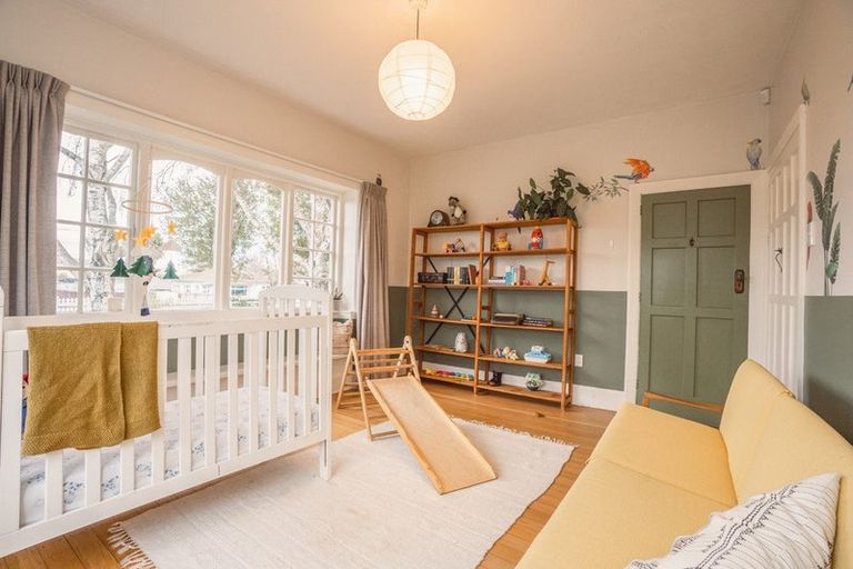 Photo of property in 58 Opawa Road, Waltham, Christchurch, 8023