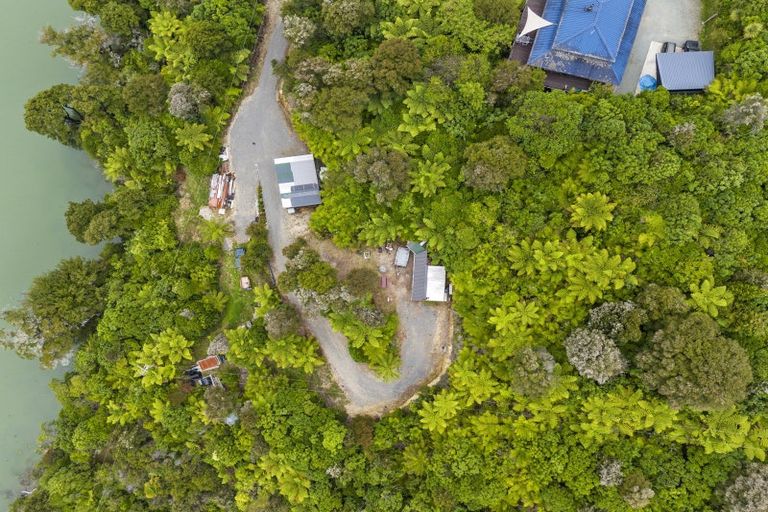 Photo of property in 279 Queen Charlotte Drive, Havelock, Picton, 7281