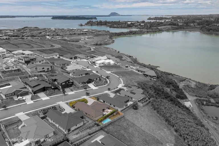 Photo of property in 8 Oyster Place, Omokoroa, 3114