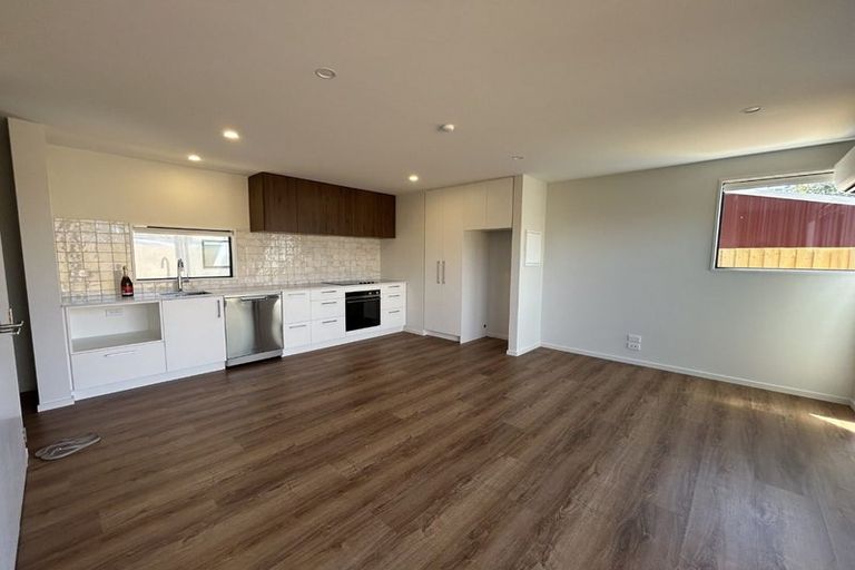 Photo of property in 10/527 Hereford Street, Linwood, Christchurch, 8011