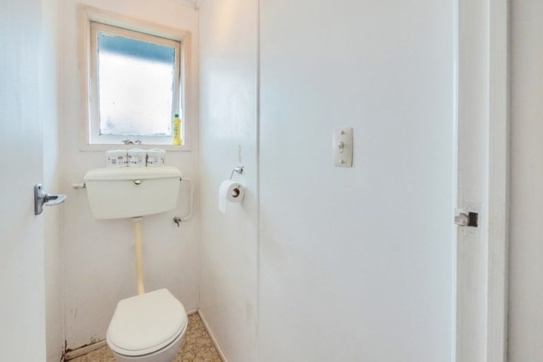 Photo of property in 12 Almond Place, Mount Wellington, Auckland, 1060