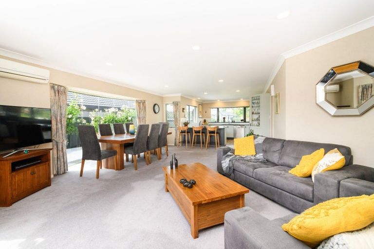 Photo of property in 9 Montana Way, Milson, Palmerston North, 4414