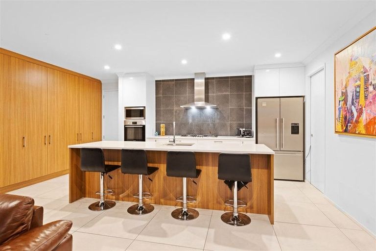 Photo of property in 1 Three Oaks Drive, Dairy Flat, Albany, 0794