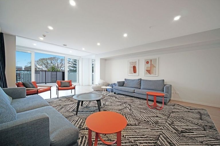 Photo of property in 1817a Great North Road, Avondale, Auckland, 1026