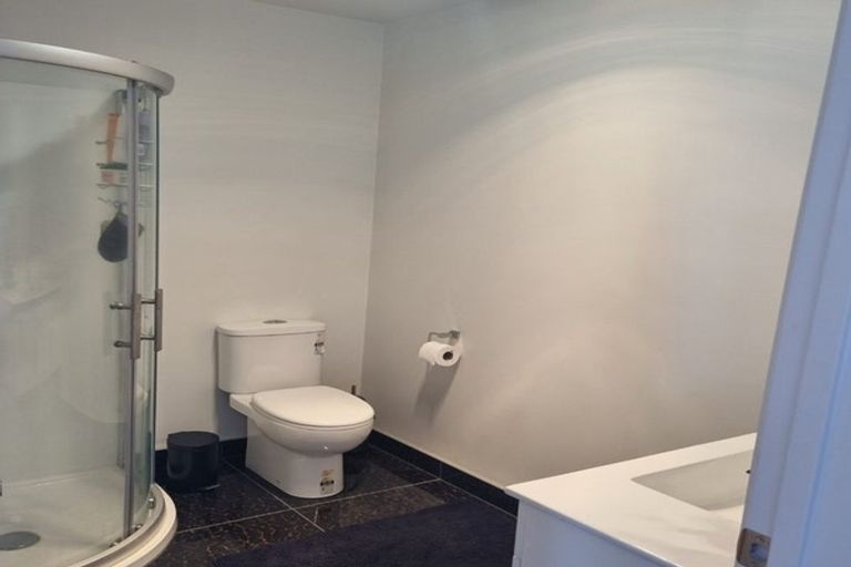 Photo of property in 1/1 June Place, Hamilton East, Hamilton, 3216