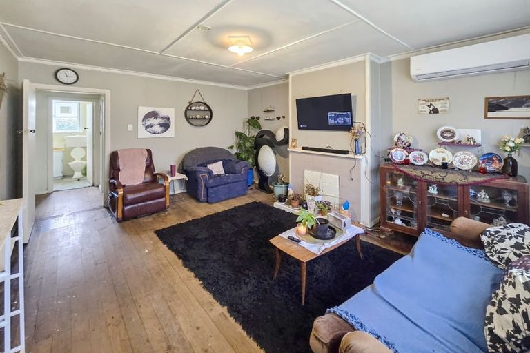 Photo of property in 18a-b Colvin Street, Westport, 7825