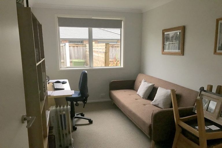 Photo of property in 35 Teal Place, Pyes Pa, Tauranga, 3112