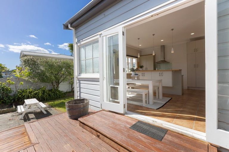 Photo of property in 19 Beach Street, Fitzroy, New Plymouth, 4312