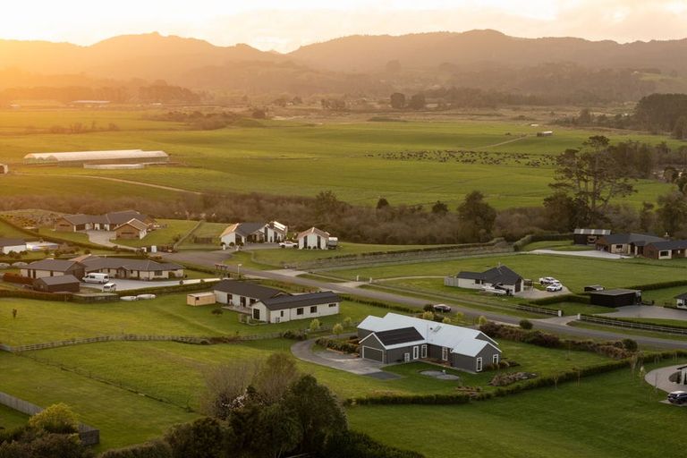 Photo of property in 8 Penbeagle Road, Te Kowhai, Hamilton, 3288