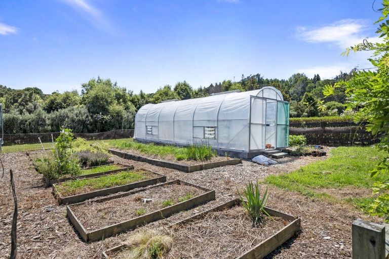 Photo of property in 38 Kingsdale Park Drive, Aokautere, Palmerston North, 4471