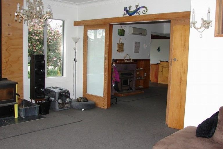 Photo of property in 318 Winton Lorneville Highway, Thomsons Crossing, Winton, 9781