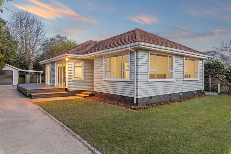 Photo of property in 58 Jennifer Street, Bryndwr, Christchurch, 8053