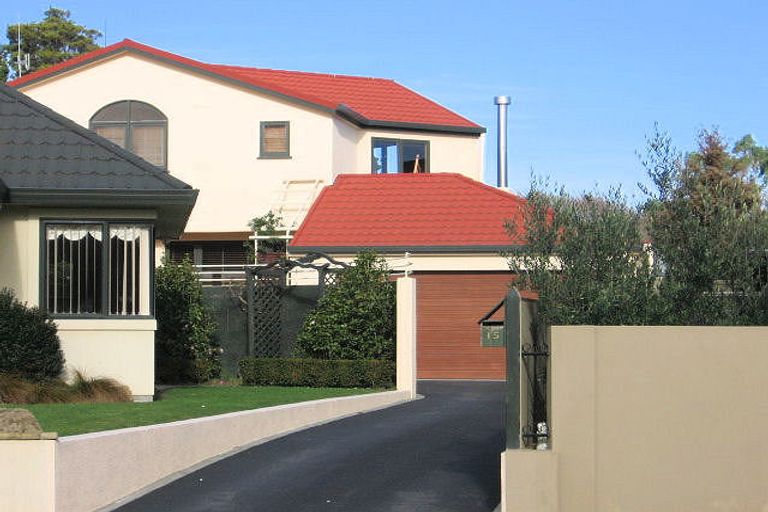 Photo of property in 15a Montgomery Terrace, Hokowhitu, Palmerston North, 4410