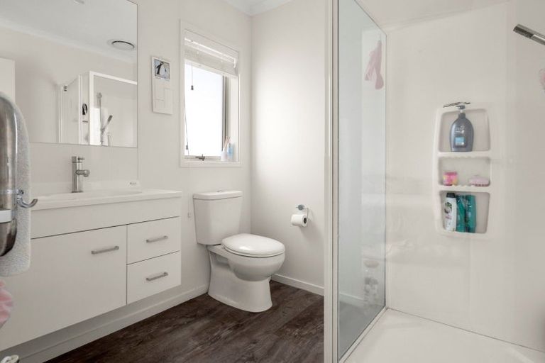 Photo of property in 8a Cannell Farm Drive, Te Puke, 3119