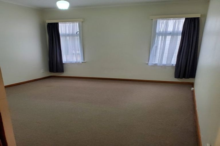 Photo of property in 21 Adelaide Street, Petone, Lower Hutt, 5012