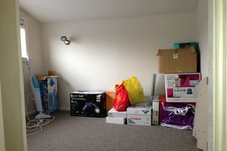 Photo of property in 348 Memorial Avenue, Burnside, Christchurch, 8053