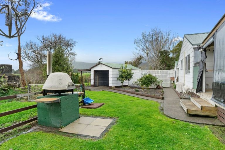 Photo of property in 137 Kingston Road, Shannon, Palmerston North, 4474