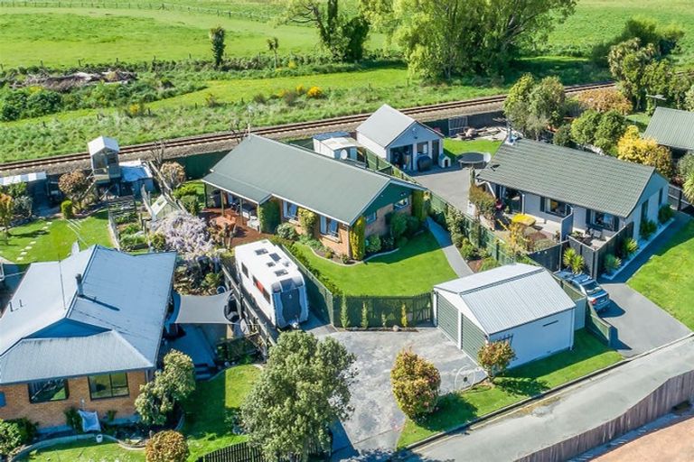 Photo of property in 31 Holland Drive, Kaiapoi, 7630