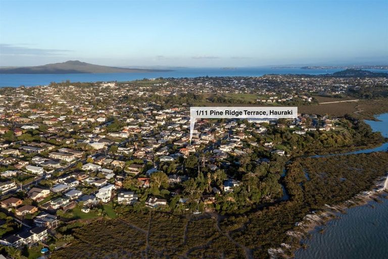 Photo of property in 1/11 Pine Ridge Terrace, Hauraki, Auckland, 0622